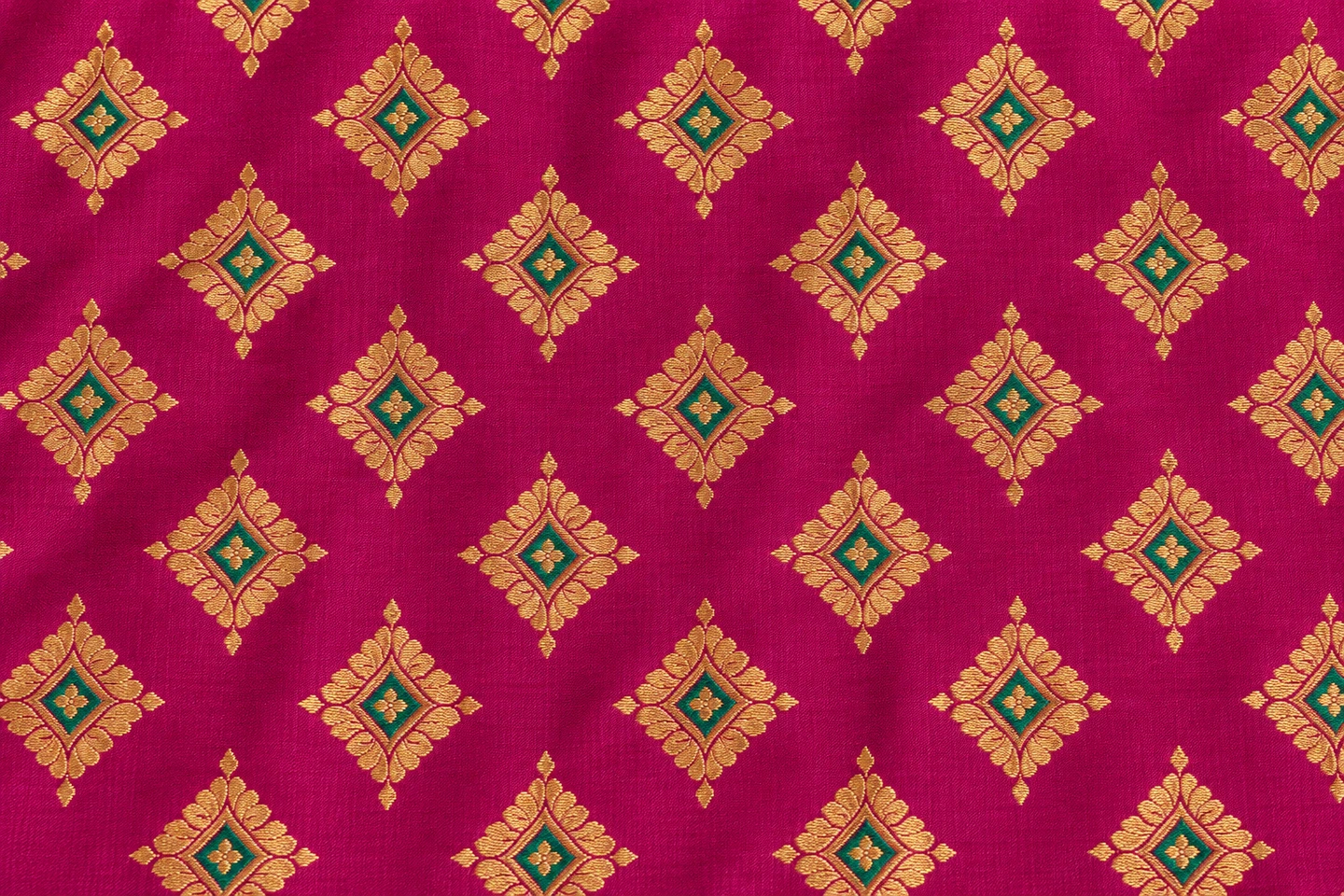 Illustrative textile study: Illustration for Diamond / lozenge — pointed four-sided shapes